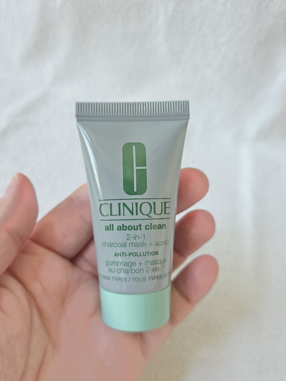 Clinique Charcoal Mask Scrub
